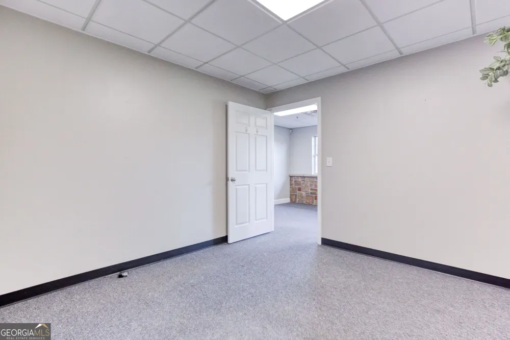 1585 Access RD Covington, GA 30014