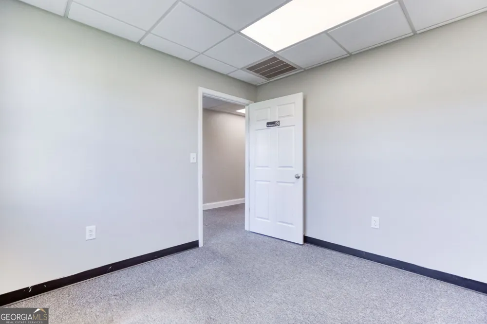 1585 Access RD Covington, GA 30014