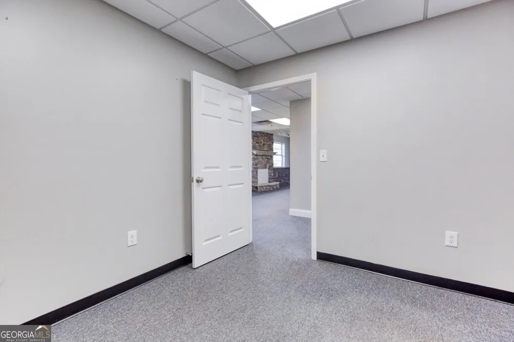 1585 Access RD Covington, GA 30014