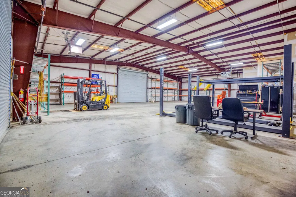 1585 Access RD Covington, GA 30014