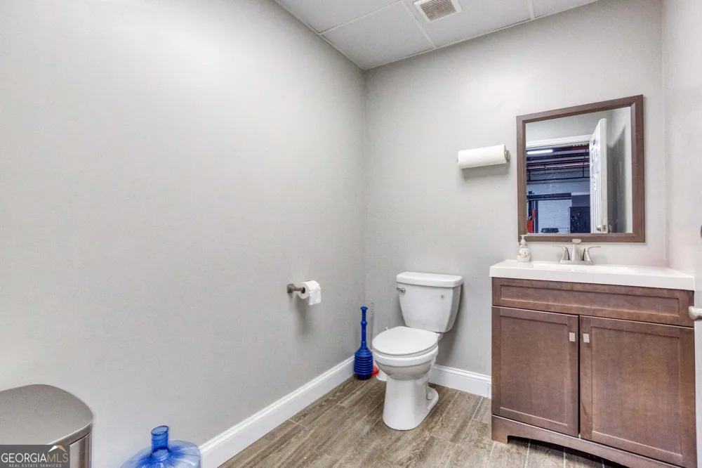 1585 Access RD Covington, GA 30014