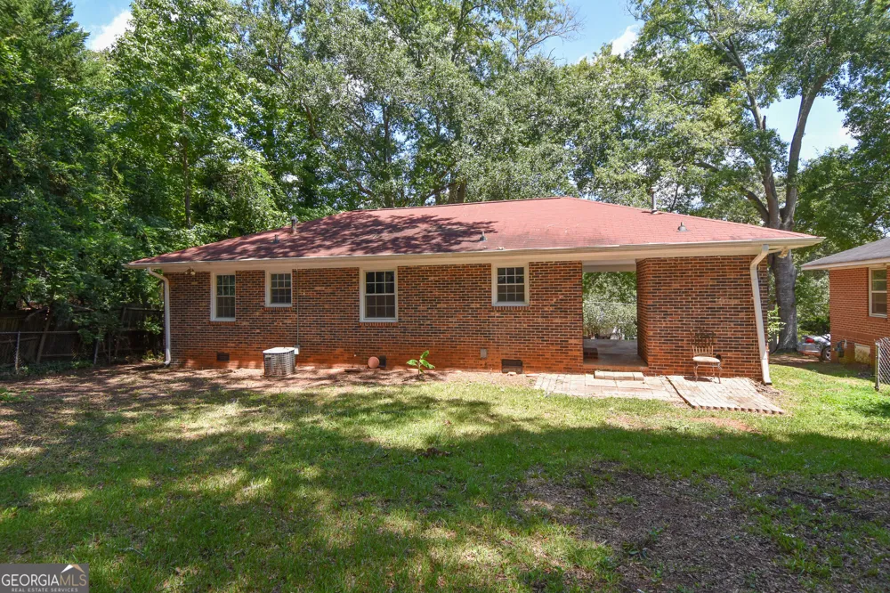 1541 Oakhill DR Griffin, GA 30223