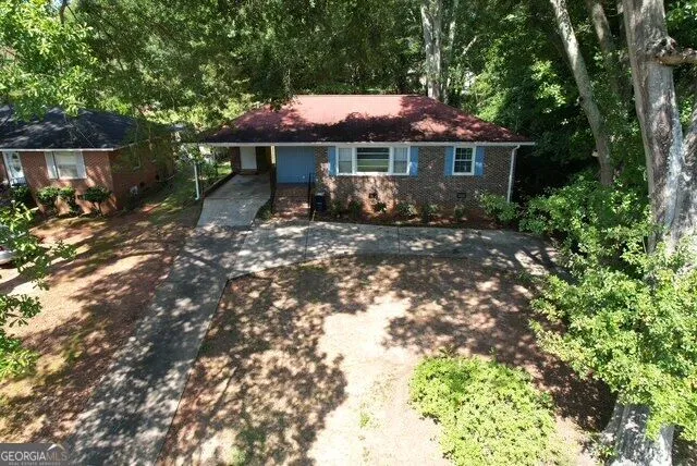 1541 Oakhill DR Griffin, GA 30223