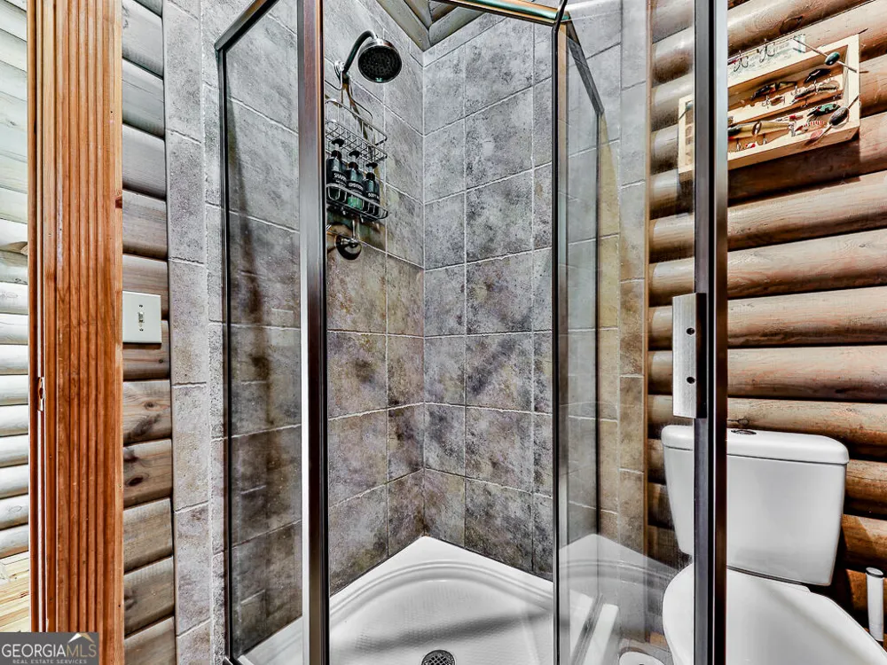 201 Mountainside PKWY Ellijay, GA 30536