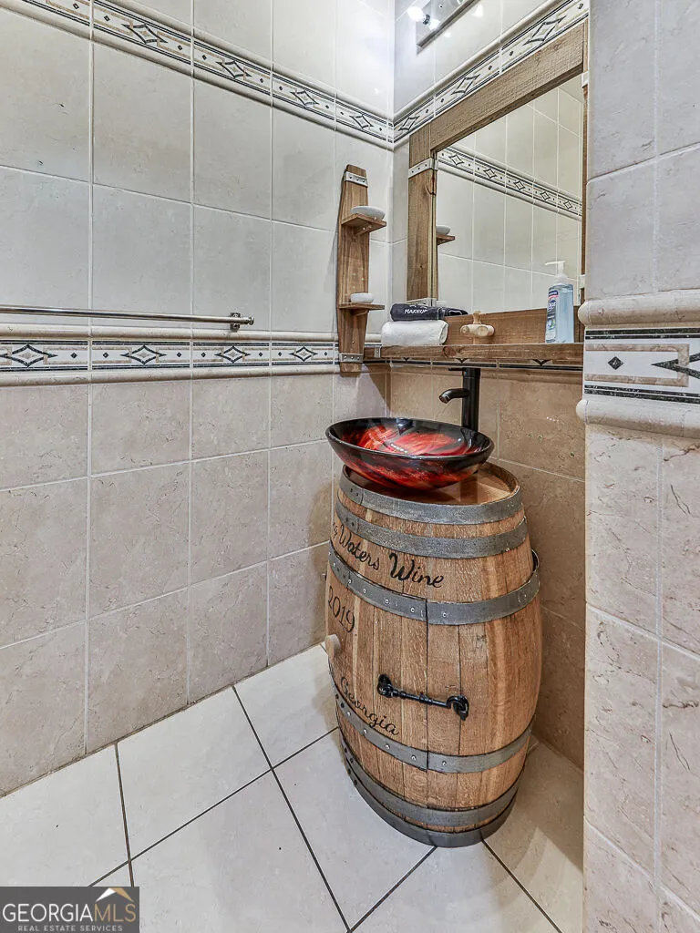 201 Mountainside PKWY Ellijay, GA 30536