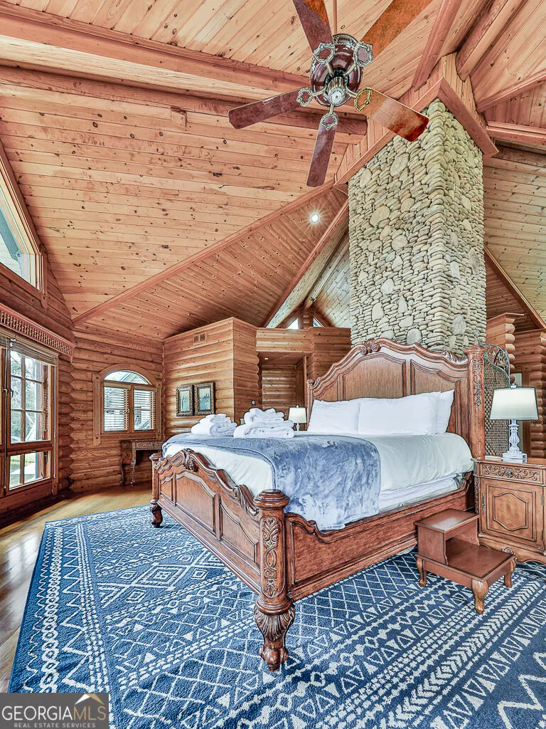 201 Mountainside PKWY Ellijay, GA 30536