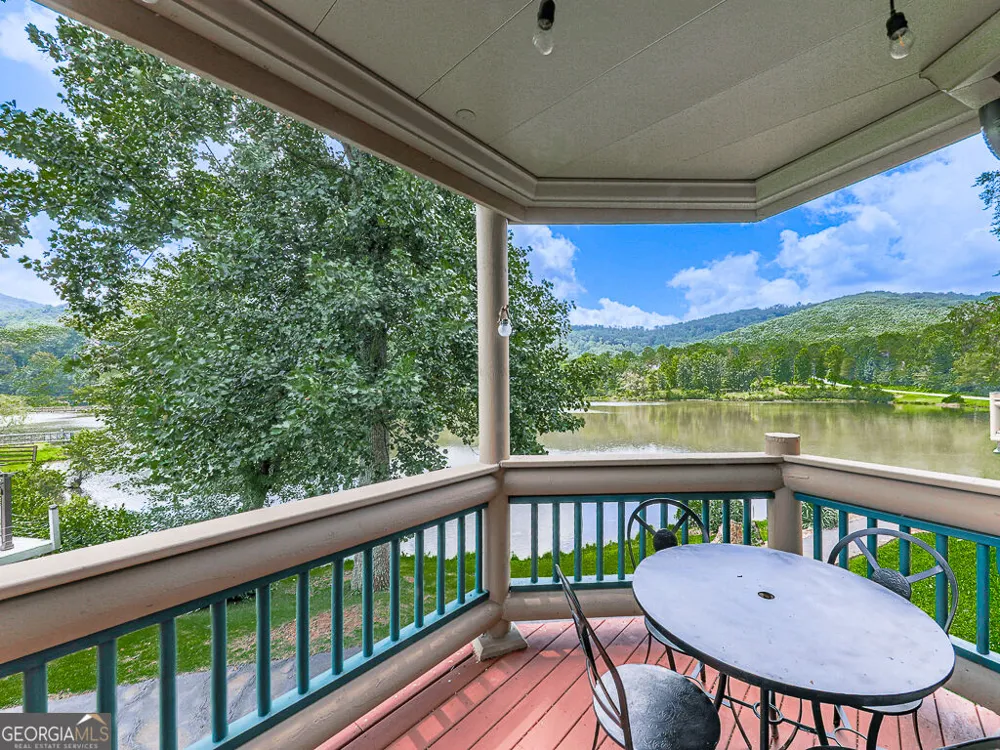 201 Mountainside PKWY Ellijay, GA 30536