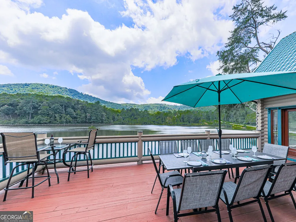 201 Mountainside PKWY Ellijay, GA 30536