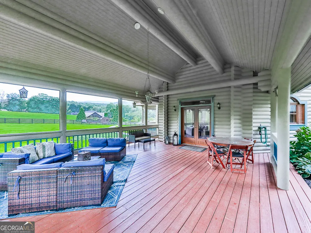 201 Mountainside PKWY Ellijay, GA 30536