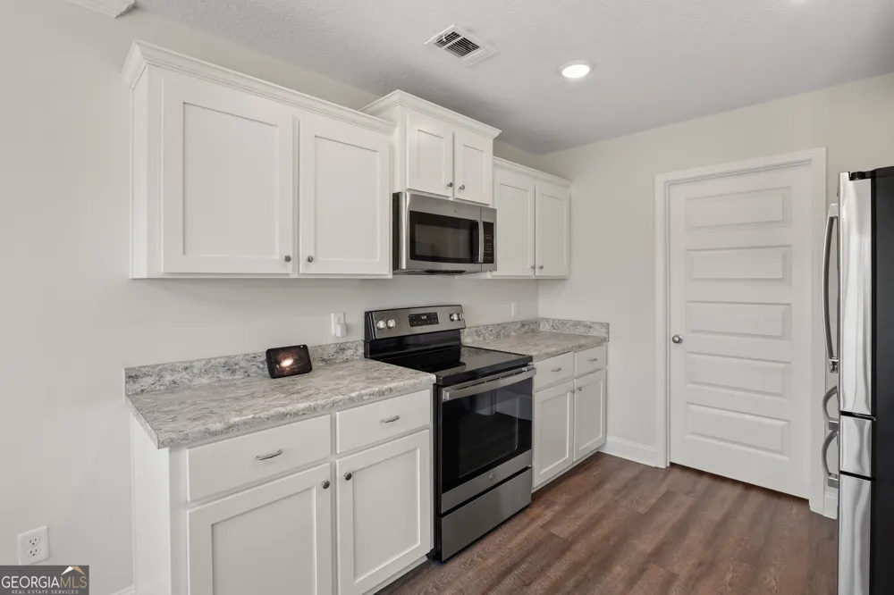 603 Fescue DR Statesboro, GA 30458
