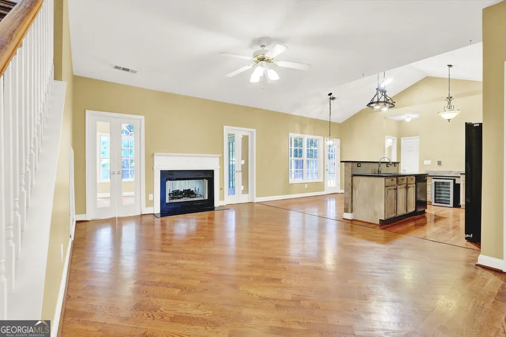 1955 Fairway Close TER Lawrenceville, GA 30043