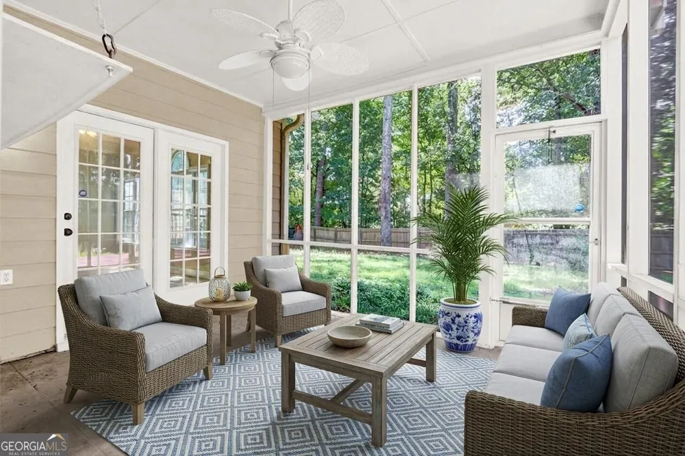 1955 Fairway Close TER Lawrenceville, GA 30043