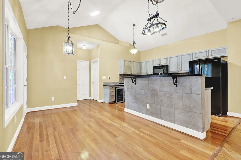 1955 Fairway Close TER Lawrenceville, GA 30043