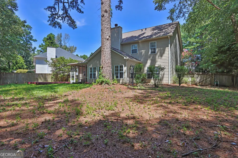1955 Fairway Close TER Lawrenceville, GA 30043
