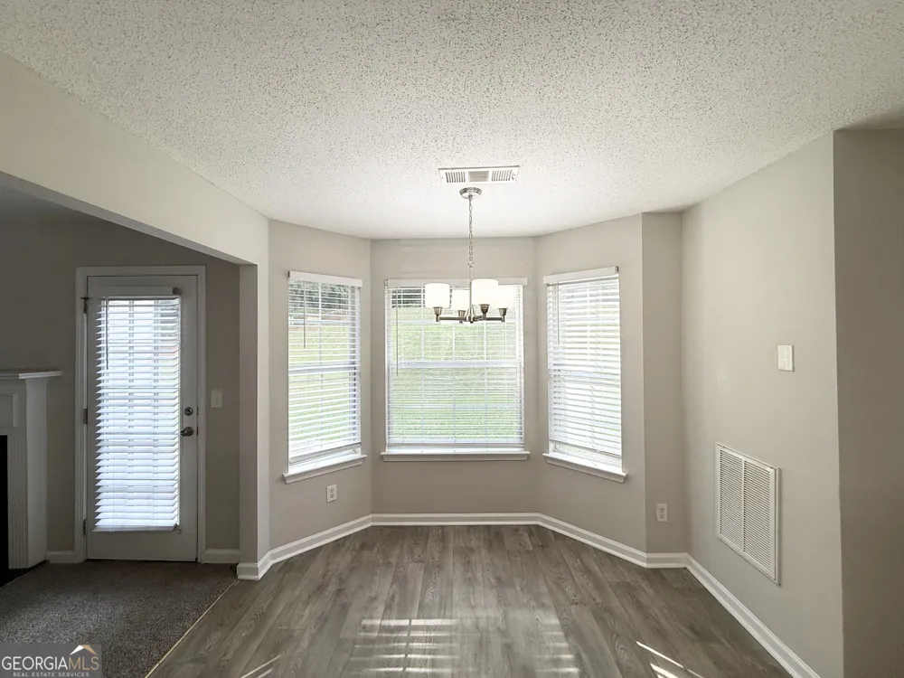 4691 Derby LOOP Fairburn, GA 30213