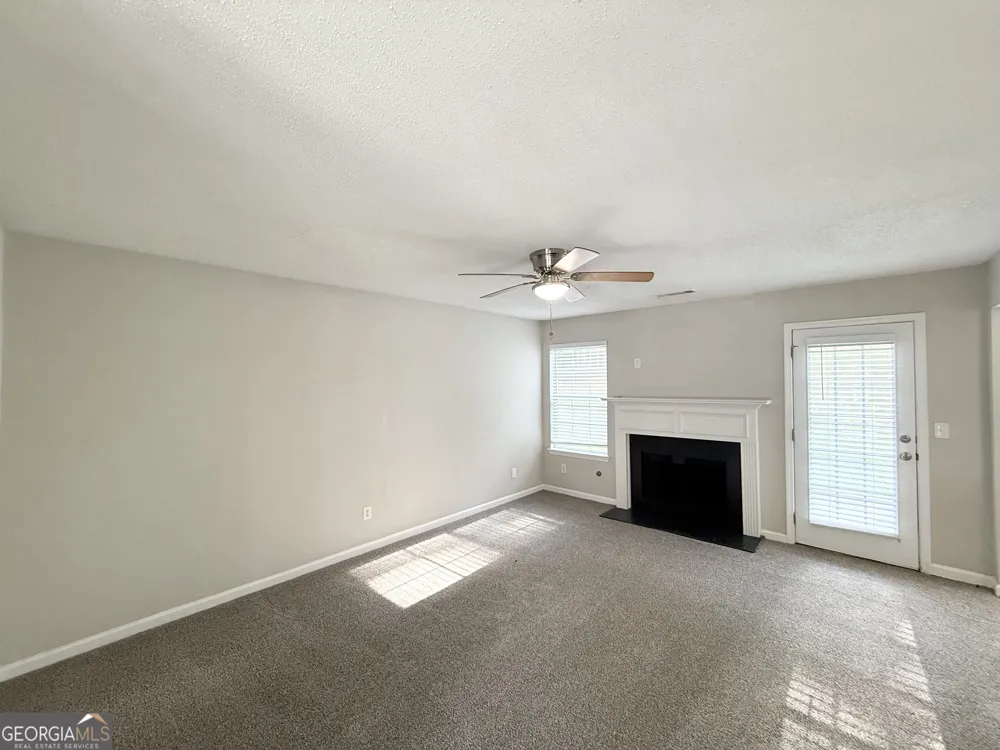 4691 Derby LOOP Fairburn, GA 30213