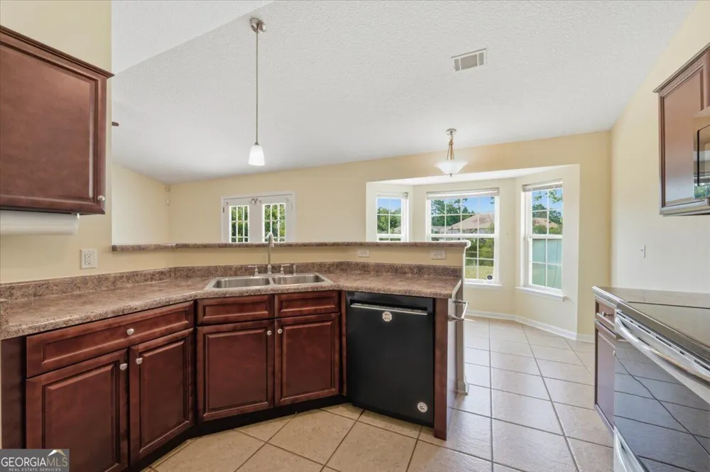 177 Winstead DR Brunswick, GA 31525