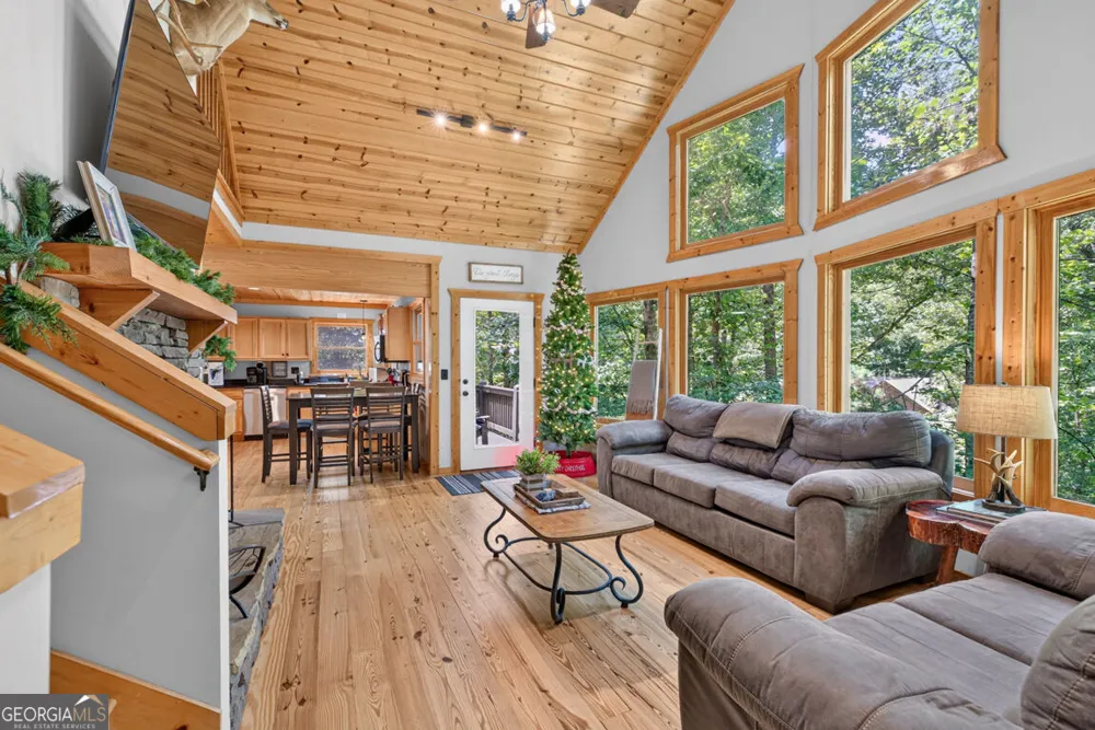 10 Esker CT Ellijay, GA 30540