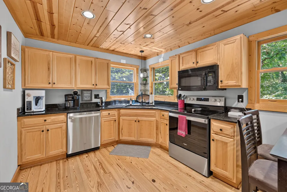 10 Esker CT Ellijay, GA 30540