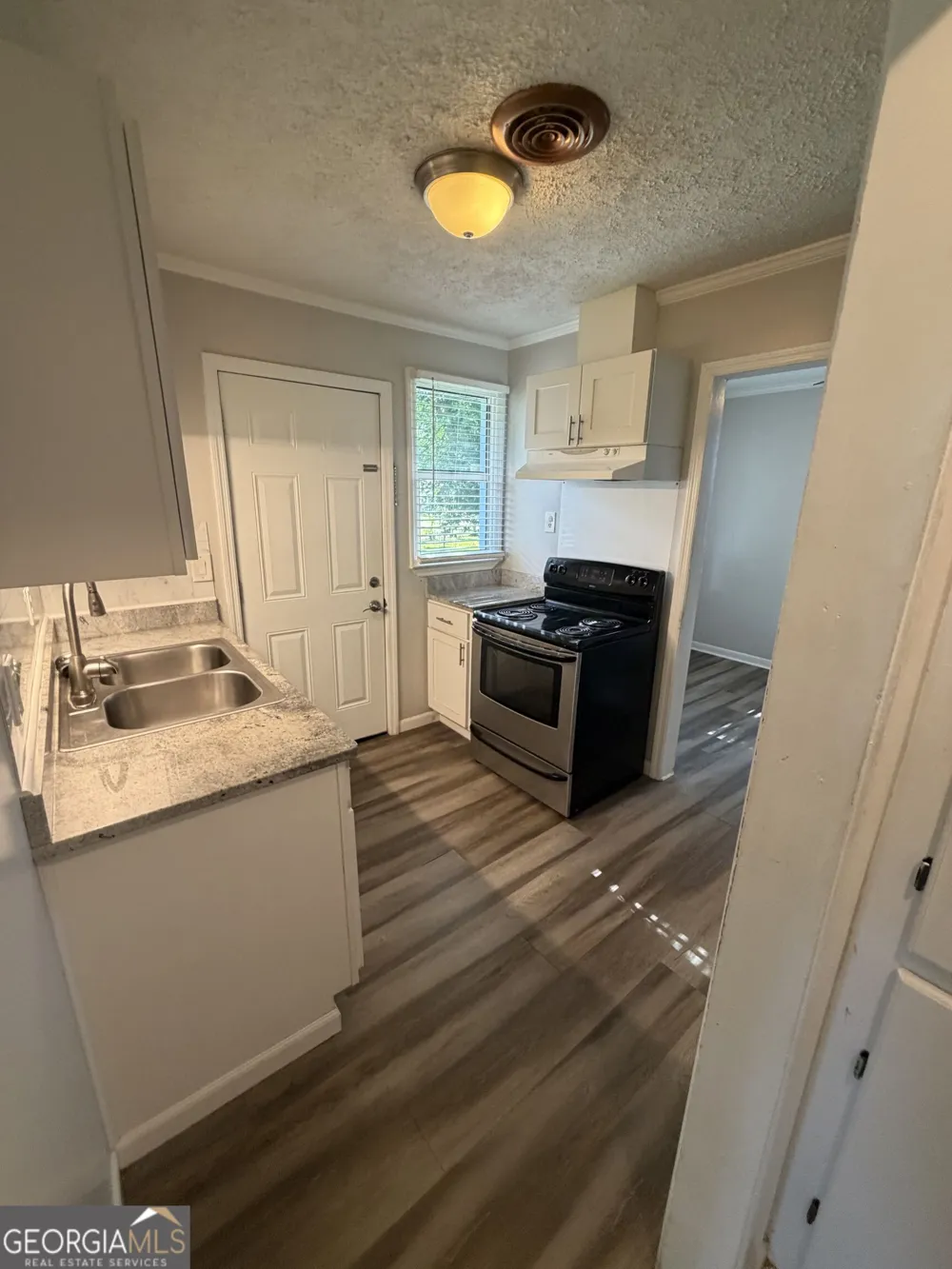 120 Meadowdale DR Warner Robins, GA 31088