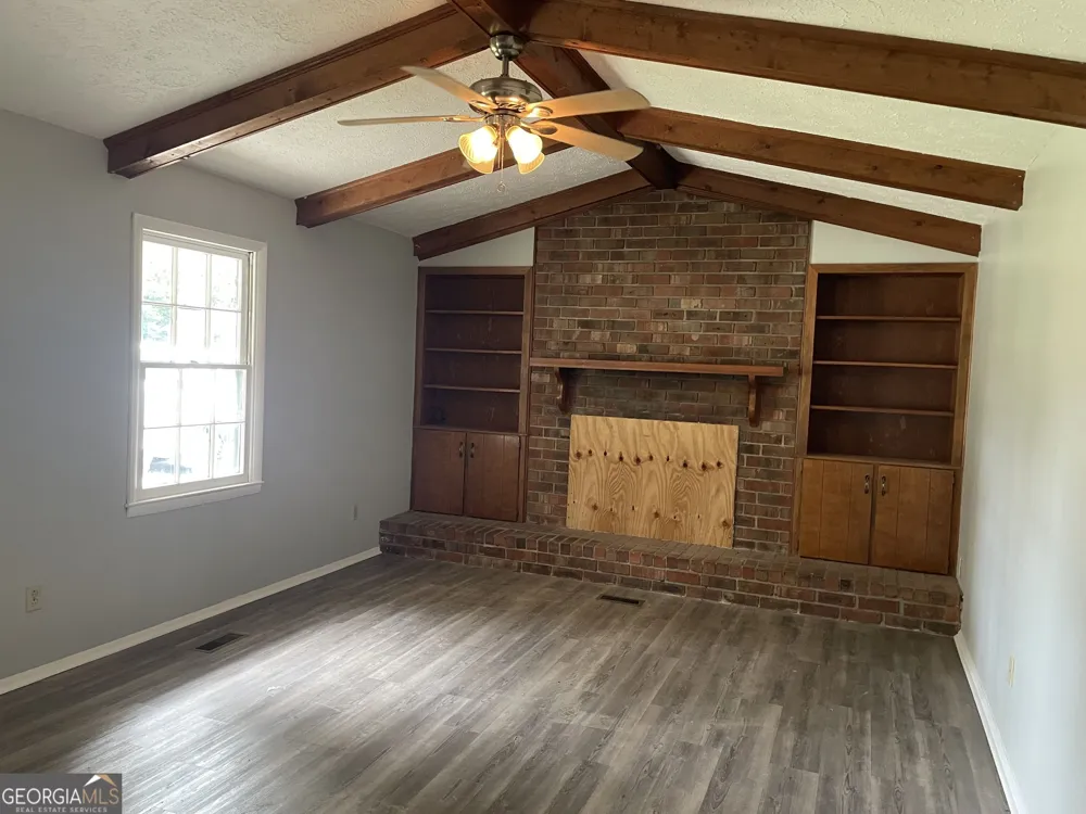 124 Alexander AVE Reidsville, GA 30453