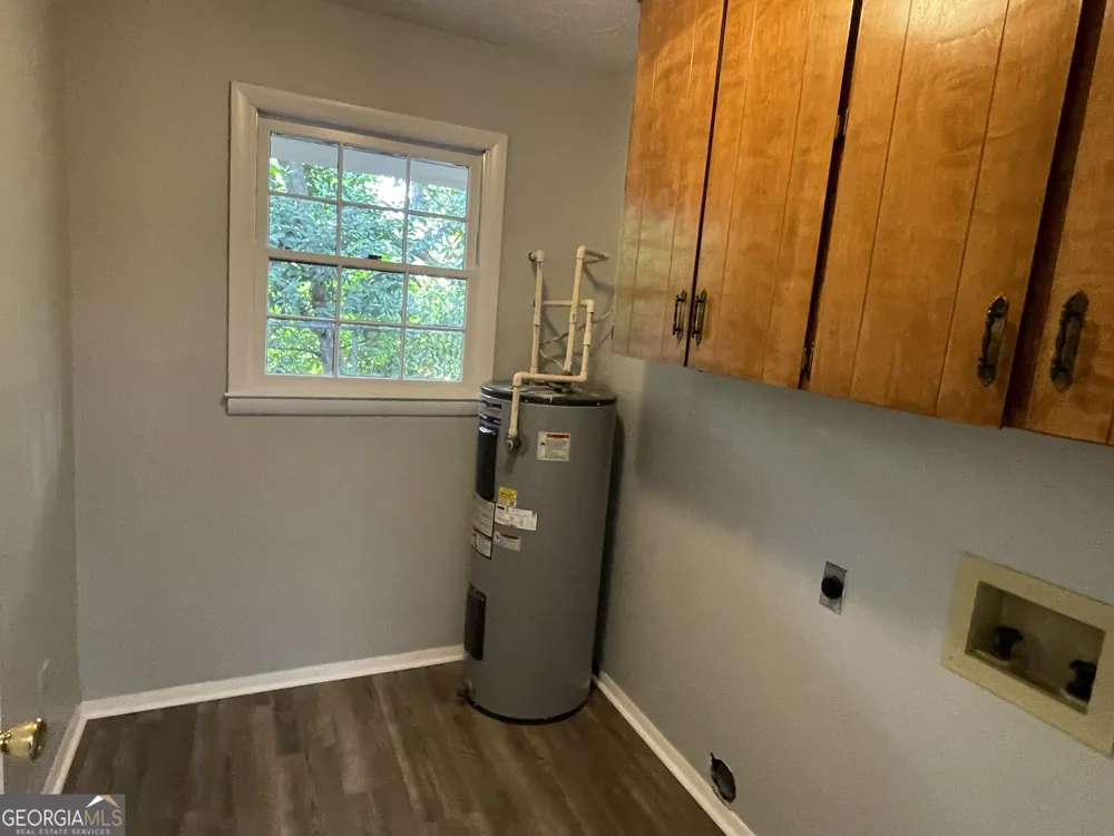 124 Alexander AVE Reidsville, GA 30453