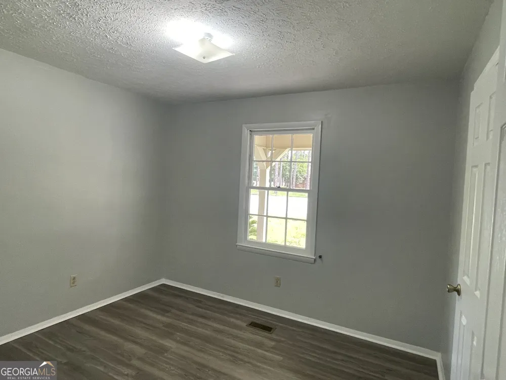 124 Alexander AVE Reidsville, GA 30453