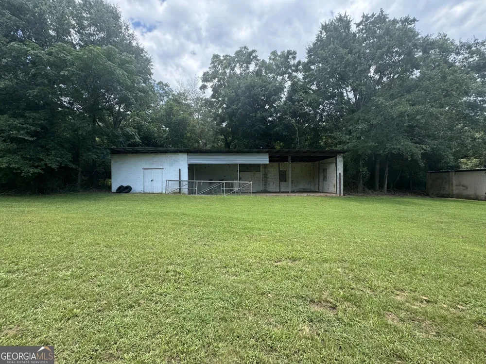 123 Railroad AVE Talbotton, GA 31827