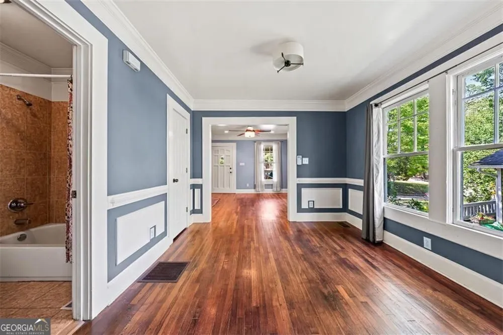 2220 Newnan ST East Point, GA 30344