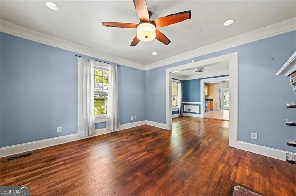 2220 Newnan ST East Point, GA 30344