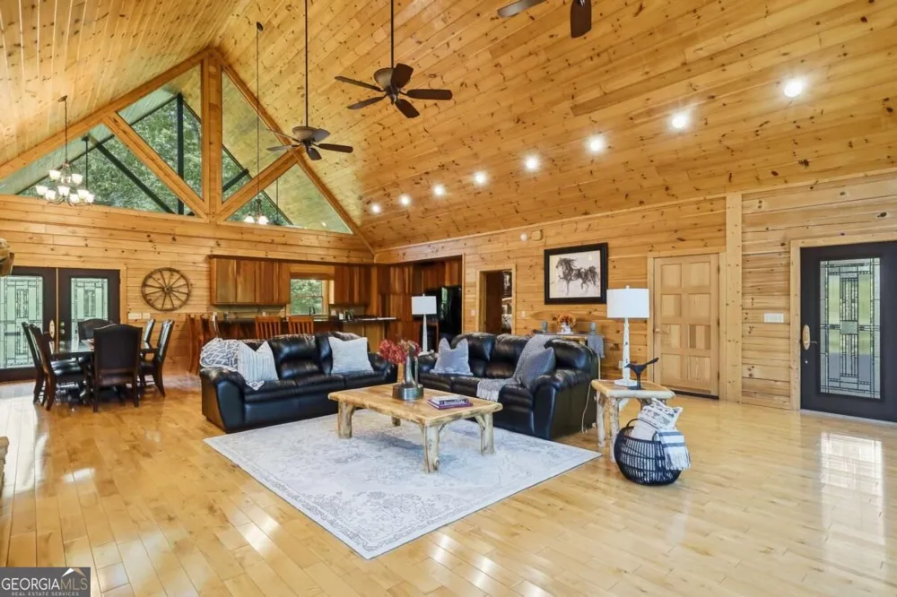 4725 Boardtown RD Ellijay, GA 30540