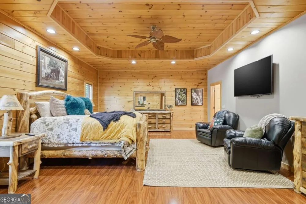 4725 Boardtown RD Ellijay, GA 30540