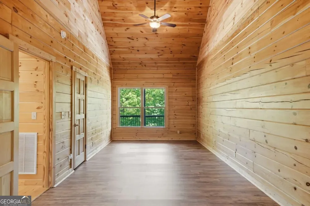 4725 Boardtown RD Ellijay, GA 30540