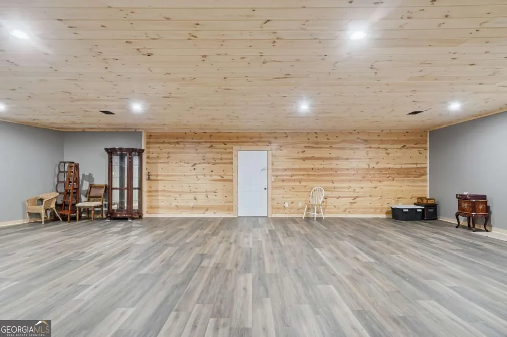 4725 Boardtown RD Ellijay, GA 30540