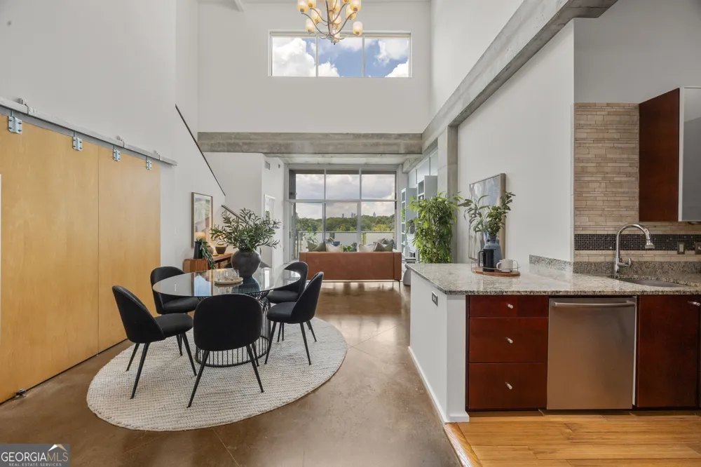 130 Arizona AVE NE Atlanta, GA 30307