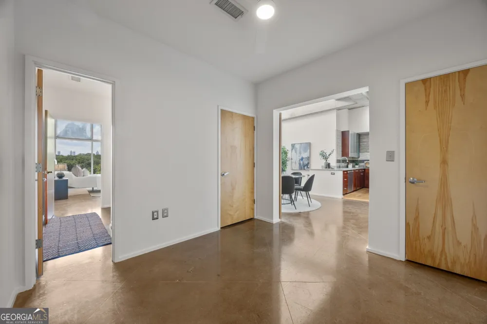 130 Arizona AVE NE Atlanta, GA 30307