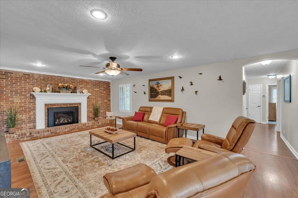 2685 US Highway 441 S Irwinton, GA 31042