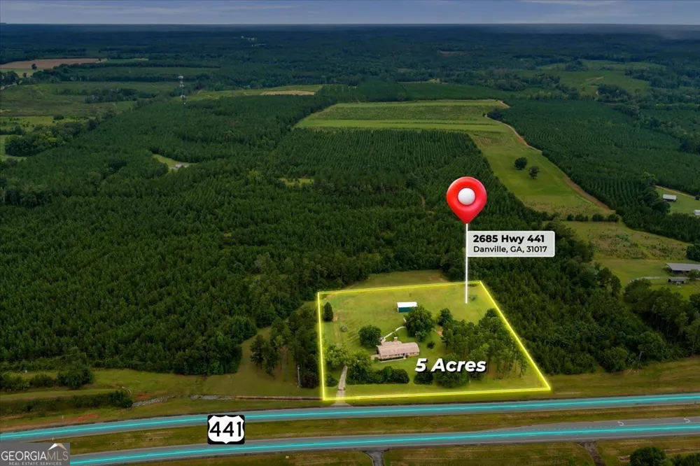 2685 US Highway 441 S Irwinton, GA 31042