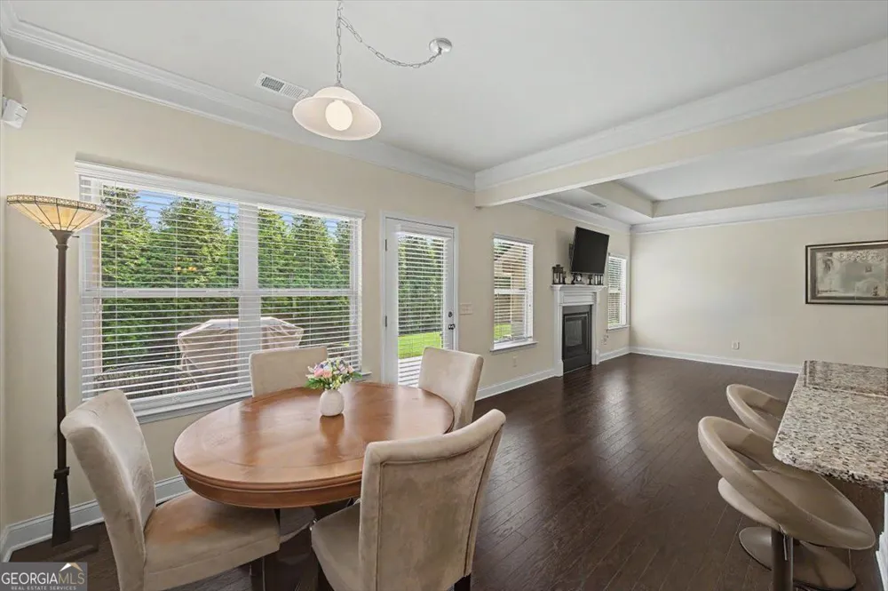 43 Stateley Oaks DR SE Cartersville, GA 30120