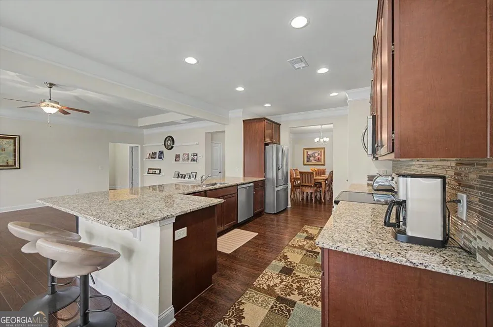 43 Stateley Oaks DR SE Cartersville, GA 30120