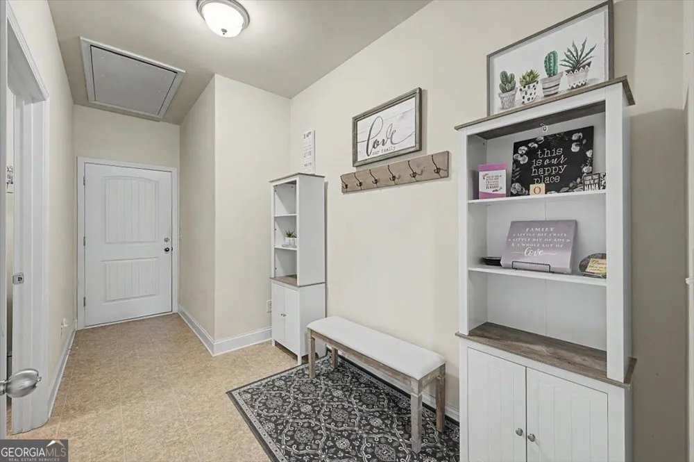 43 Stateley Oaks DR SE Cartersville, GA 30120