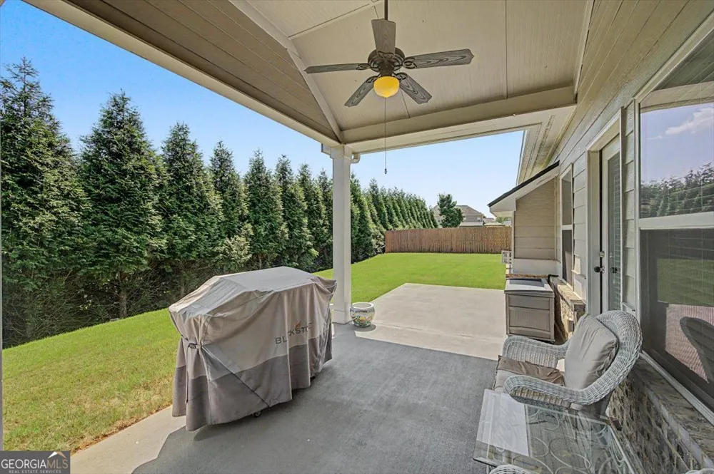 43 Stateley Oaks DR SE Cartersville, GA 30120