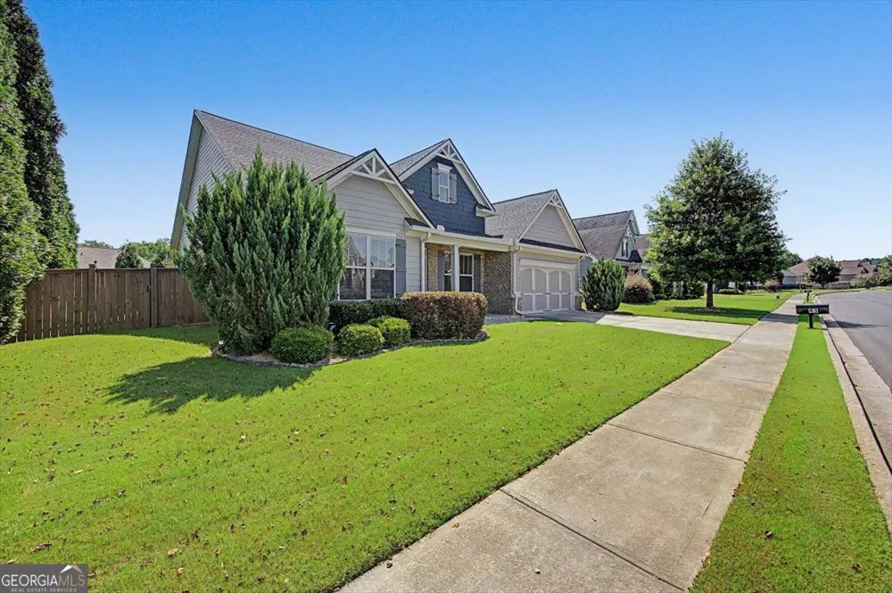 43 Stateley Oaks DR SE Cartersville, GA 30120