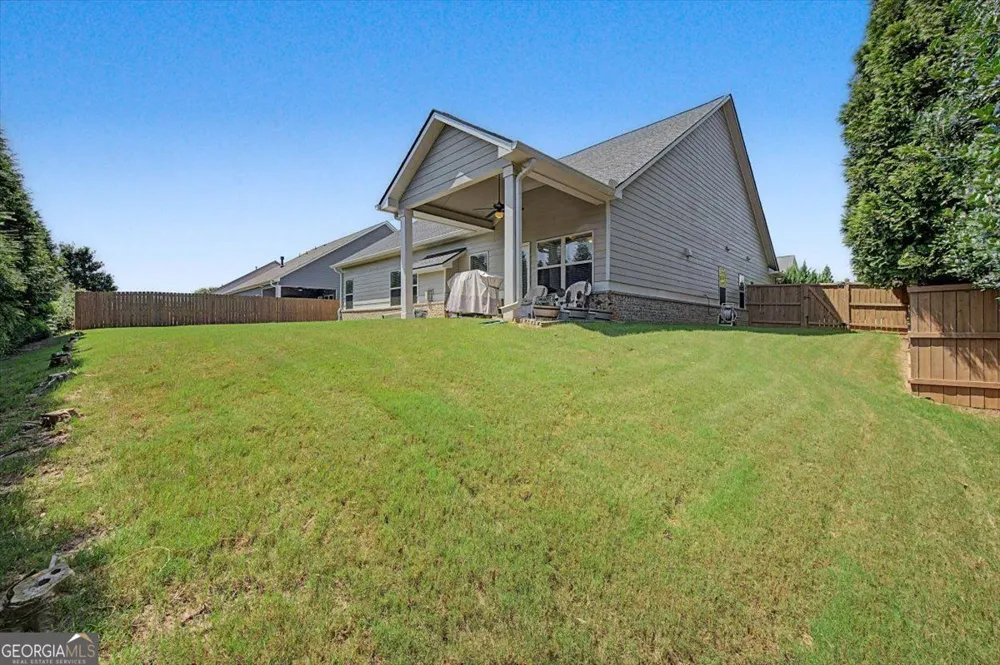 43 Stateley Oaks DR SE Cartersville, GA 30120
