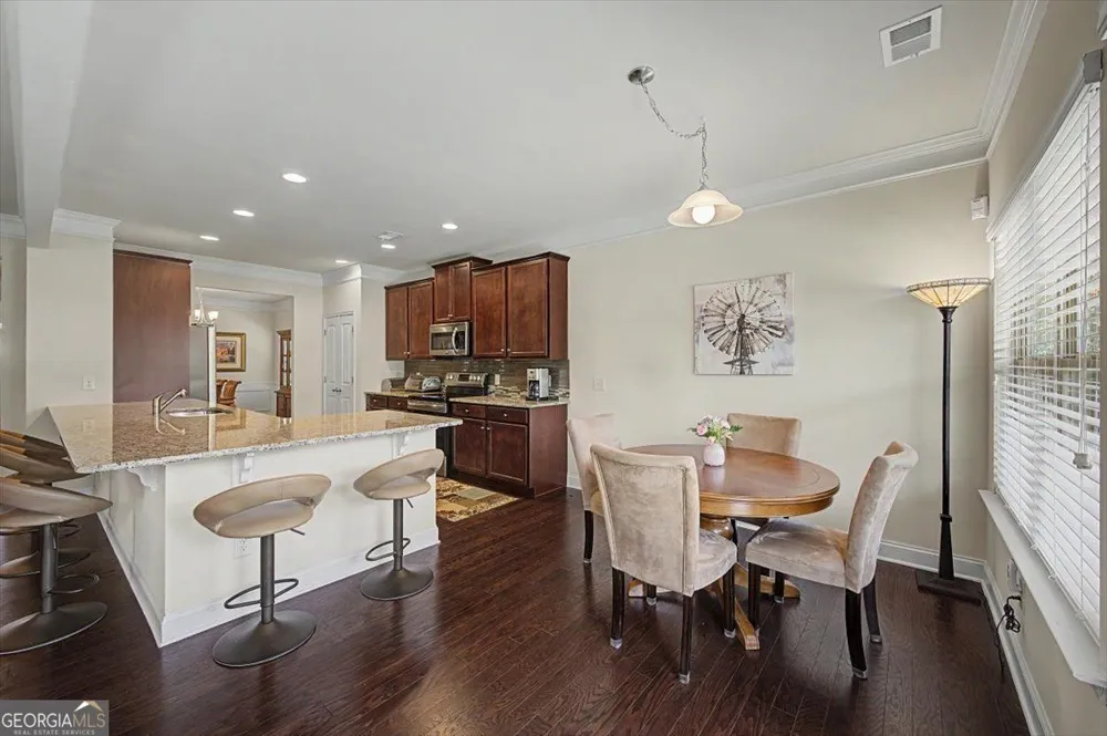 43 Stateley Oaks DR SE Cartersville, GA 30120