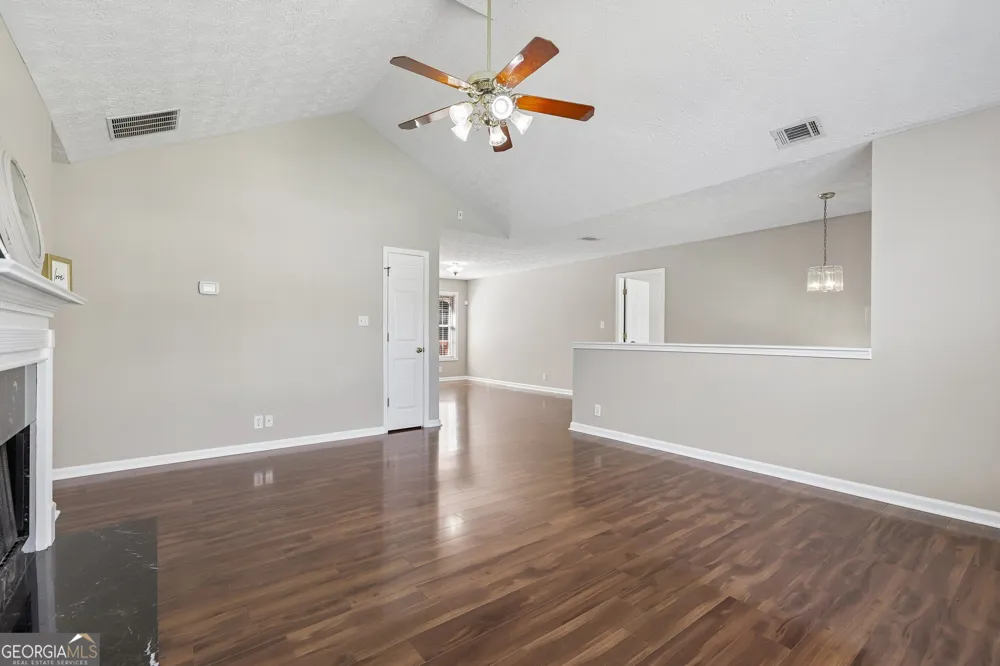 3921 Pine Gorge CT Dacula, GA 30019