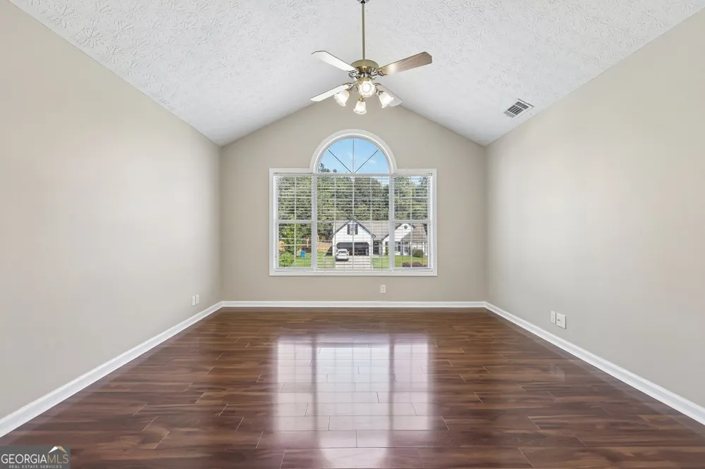 3921 Pine Gorge CT Dacula, GA 30019