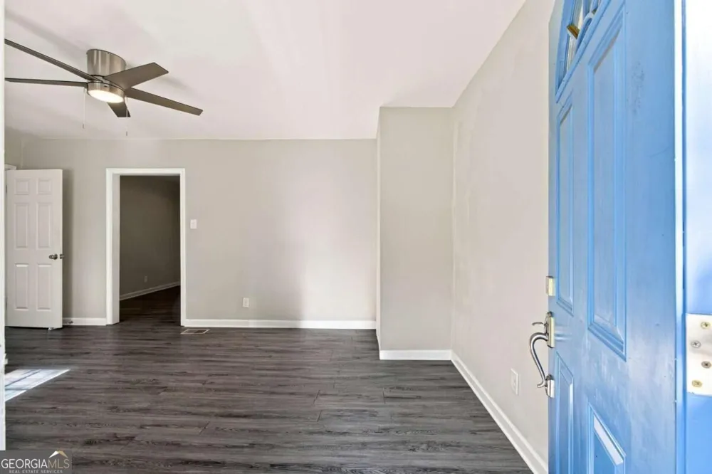 1357 Lorenzo DR SW Atlanta, GA 30310