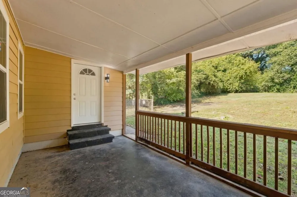 1357 Lorenzo DR SW Atlanta, GA 30310