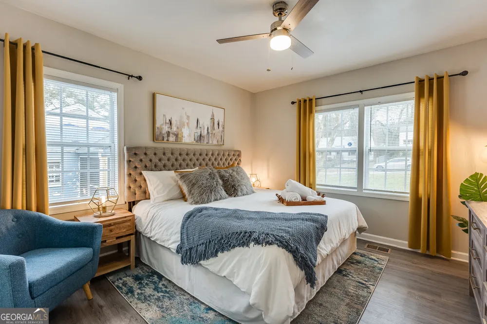1357 Lorenzo DR SW Atlanta, GA 30310